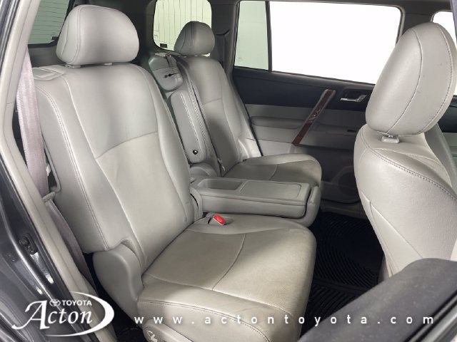 2013 Toyota HIGHLANDER Limited