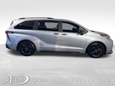 2025 Toyota Sienna XSE 7 Passenger
