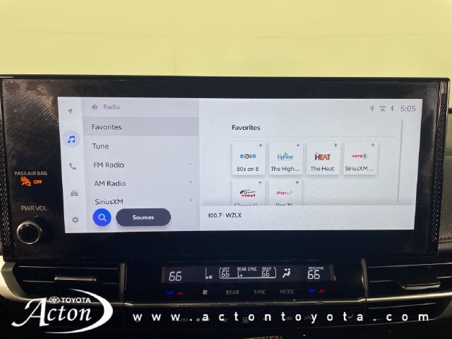 2025 Toyota Sienna XSE 7 Passenger