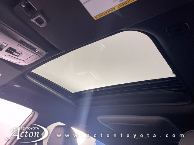2025 Toyota Sienna XSE 7 Passenger
