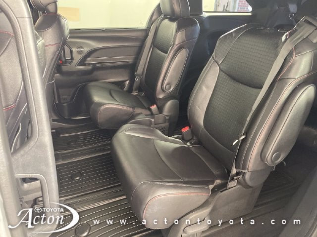 2025 Toyota Sienna XSE 7 Passenger