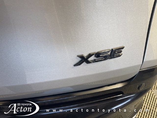 2025 Toyota Sienna XSE 7 Passenger