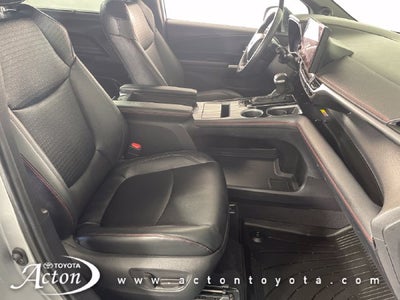 2025 Toyota Sienna XSE 7 Passenger