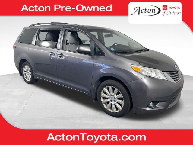 2017 Toyota SIENNA XLE 3.5L XLE 7 Passenger