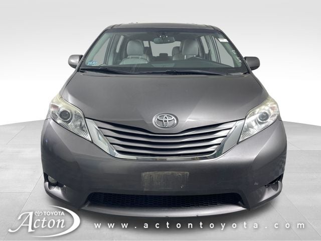 2017 Toyota SIENNA XLE 3.5L XLE 7 Passenger