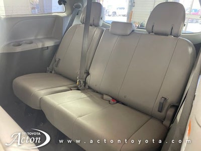2017 Toyota SIENNA XLE 3.5L XLE 7 Passenger