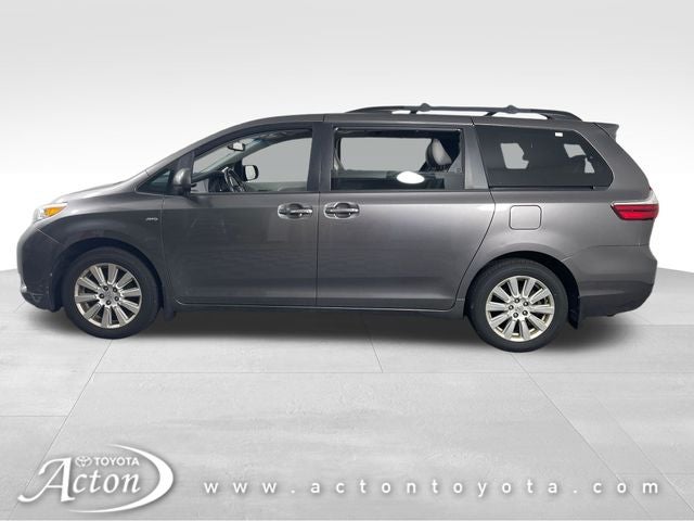 2017 Toyota SIENNA XLE 3.5L XLE 7 Passenger