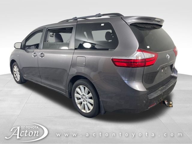 2017 Toyota SIENNA XLE 3.5L XLE 7 Passenger