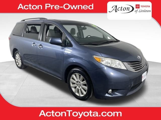 2017 Toyota Sienna XLE