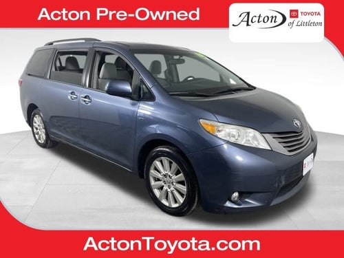 2017 Toyota SIENNA XLE 3.5L XLE 7 Passenger