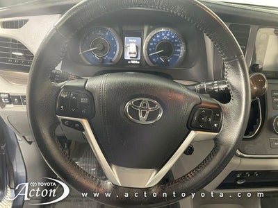 2017 Toyota SIENNA XLE 3.5L XLE 7 Passenger