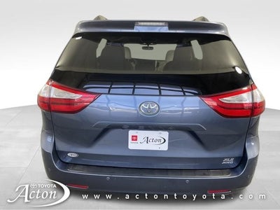 2017 Toyota SIENNA XLE 3.5L XLE 7 Passenger