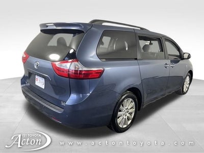 2017 Toyota SIENNA XLE 3.5L XLE 7 Passenger