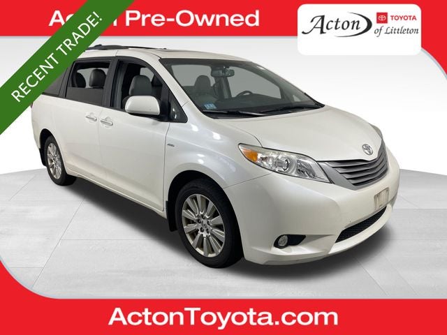 2017 Toyota Sienna XLE Premium 7 Passenger