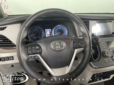 2017 Toyota Sienna XLE Premium 7 Passenger