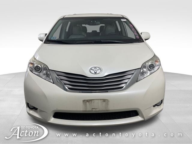 2017 Toyota Sienna XLE Premium 7 Passenger