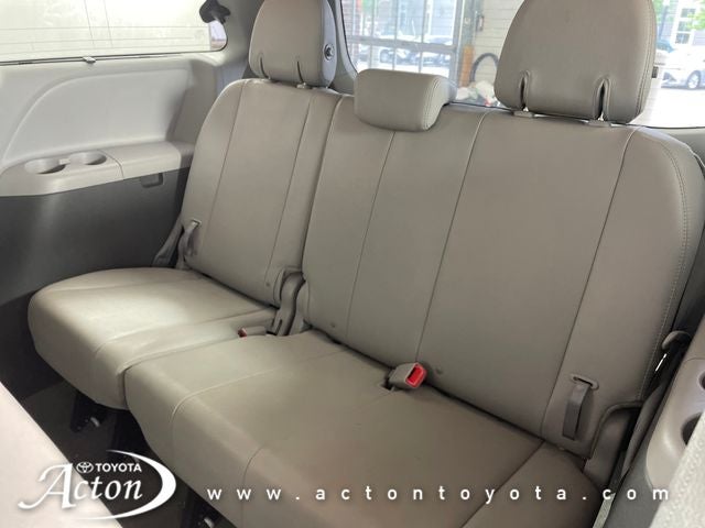 2017 Toyota Sienna XLE Premium 7 Passenger
