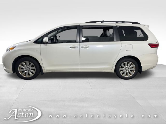 2017 Toyota Sienna XLE Premium 7 Passenger