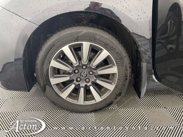 2018 Toyota Sienna XLE 7 Passenger