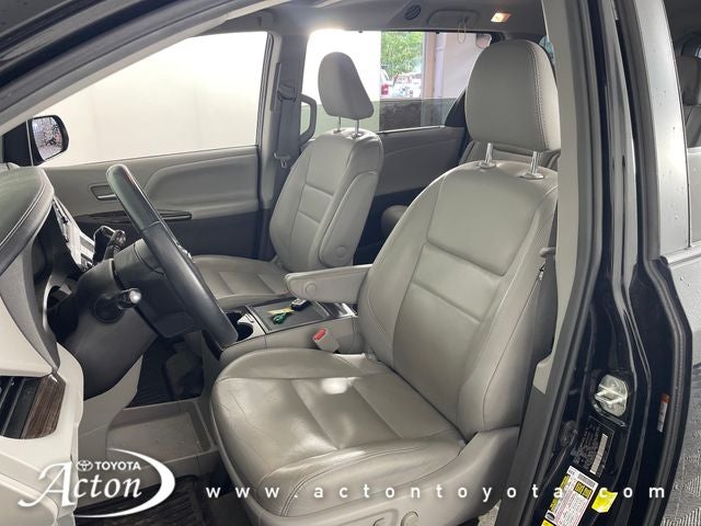 2018 Toyota Sienna XLE 7 Passenger