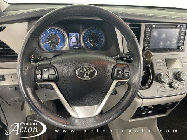 2018 Toyota Sienna XLE 7 Passenger