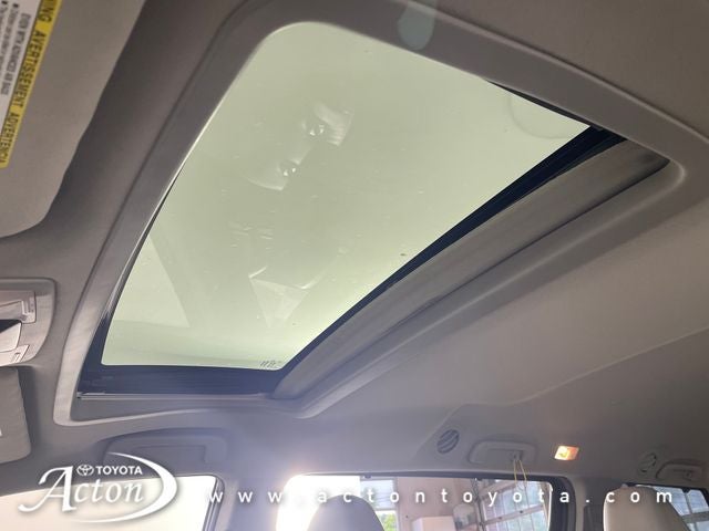 2018 Toyota Sienna XLE 7 Passenger