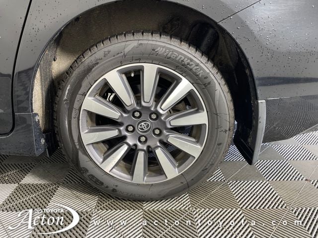 2018 Toyota Sienna XLE 7 Passenger