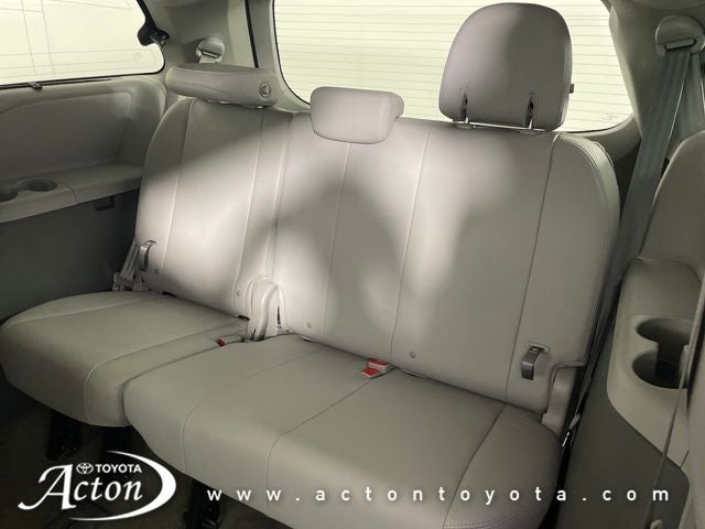 2018 Toyota Sienna XLE 7 Passenger