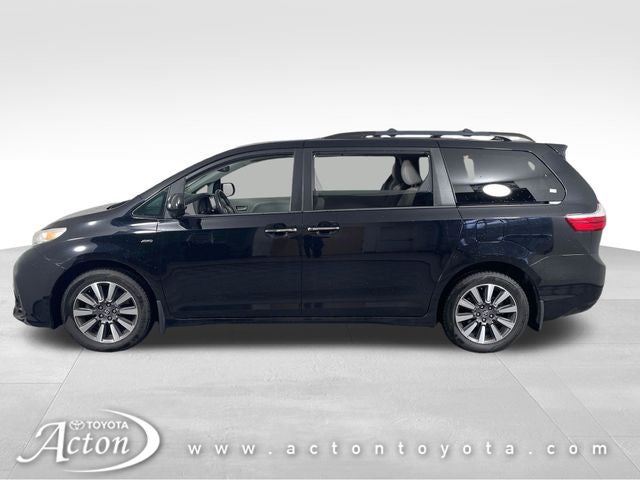 2018 Toyota Sienna XLE 7 Passenger