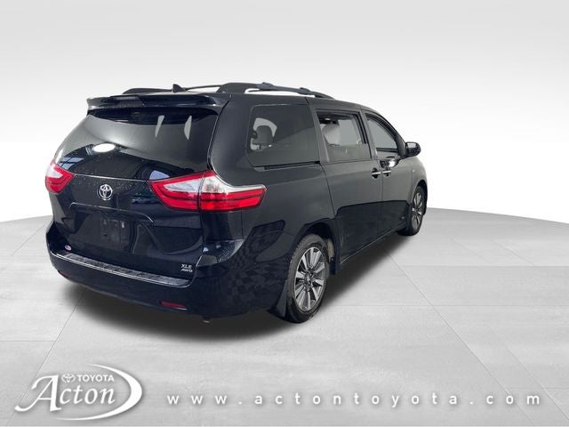 2018 Toyota Sienna XLE 7 Passenger