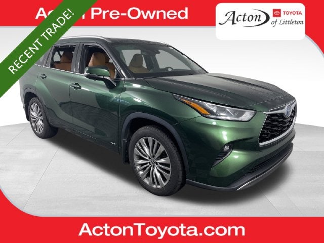 2023 Toyota Highlander Hybrid Platinum