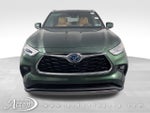 2023 Toyota Highlander Hybrid Platinum
