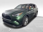 2023 Toyota Highlander Hybrid Platinum