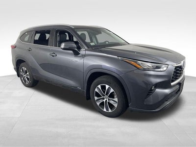 2020 Toyota Highlander Hybrid XLE