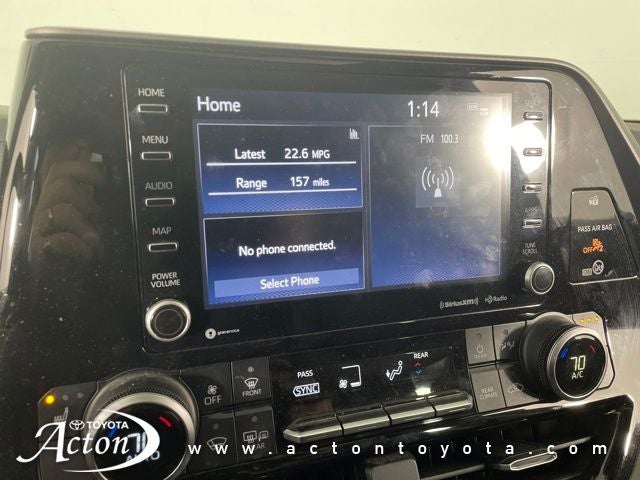 2022 Toyota HIGHLANDER XLE