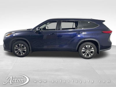 2021 Toyota HIGHLANDER XLE