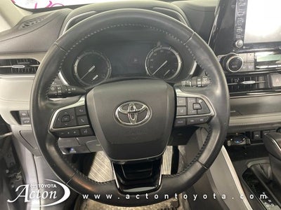 2021 Toyota HIGHLANDER XLE