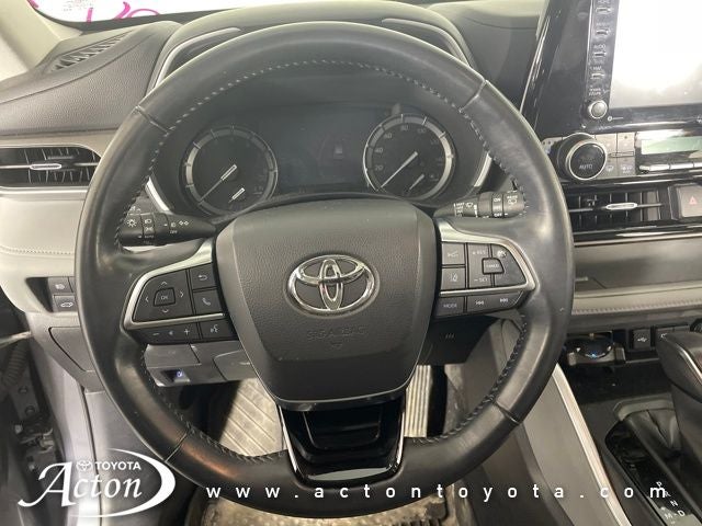 2021 Toyota HIGHLANDER XLE