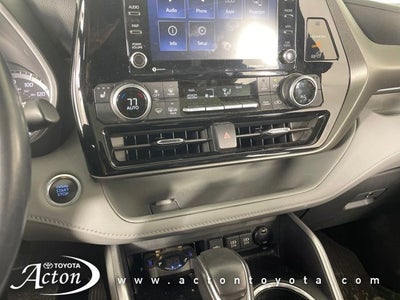 2021 Toyota HIGHLANDER XLE