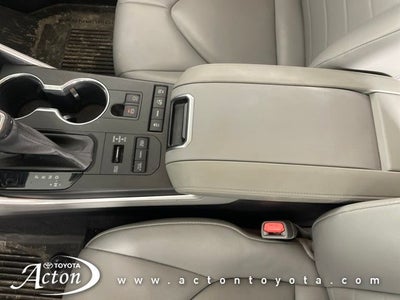 2021 Toyota HIGHLANDER XLE