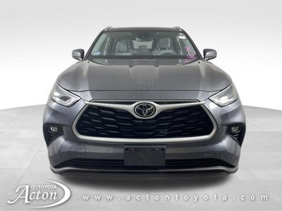 2021 Toyota HIGHLANDER XLE