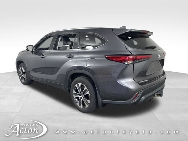 2021 Toyota HIGHLANDER XLE