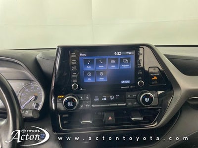 2022 Toyota HIGHLANDER XLE