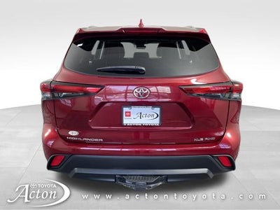 2022 Toyota HIGHLANDER XLE