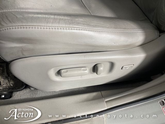 2010 Toyota HIGHLANDER SE