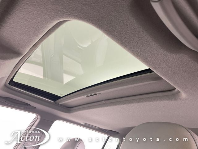 2010 Toyota HIGHLANDER SE