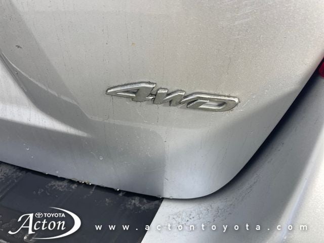 2010 Toyota HIGHLANDER SE