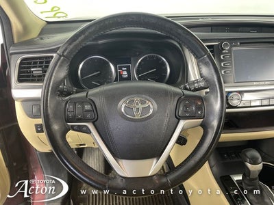 2016 Toyota HIGHLANDER XLE V6