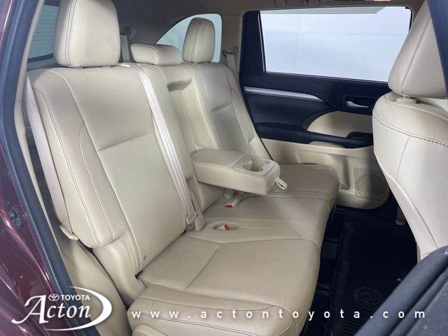 2016 Toyota HIGHLANDER XLE V6