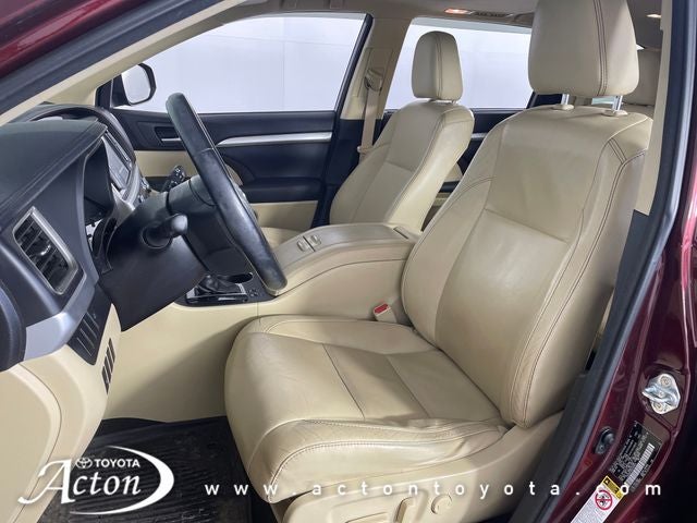 2016 Toyota HIGHLANDER XLE V6